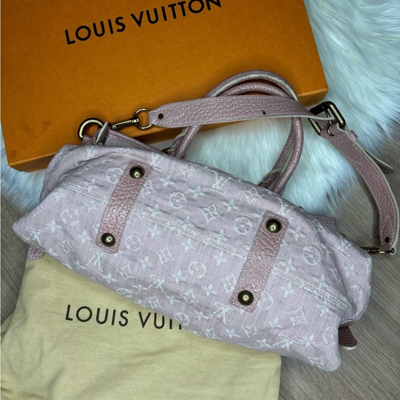 💕 SOLD | Louis Vuitton Pink Denim Neo Cabby💕 - Picture 4 of 17